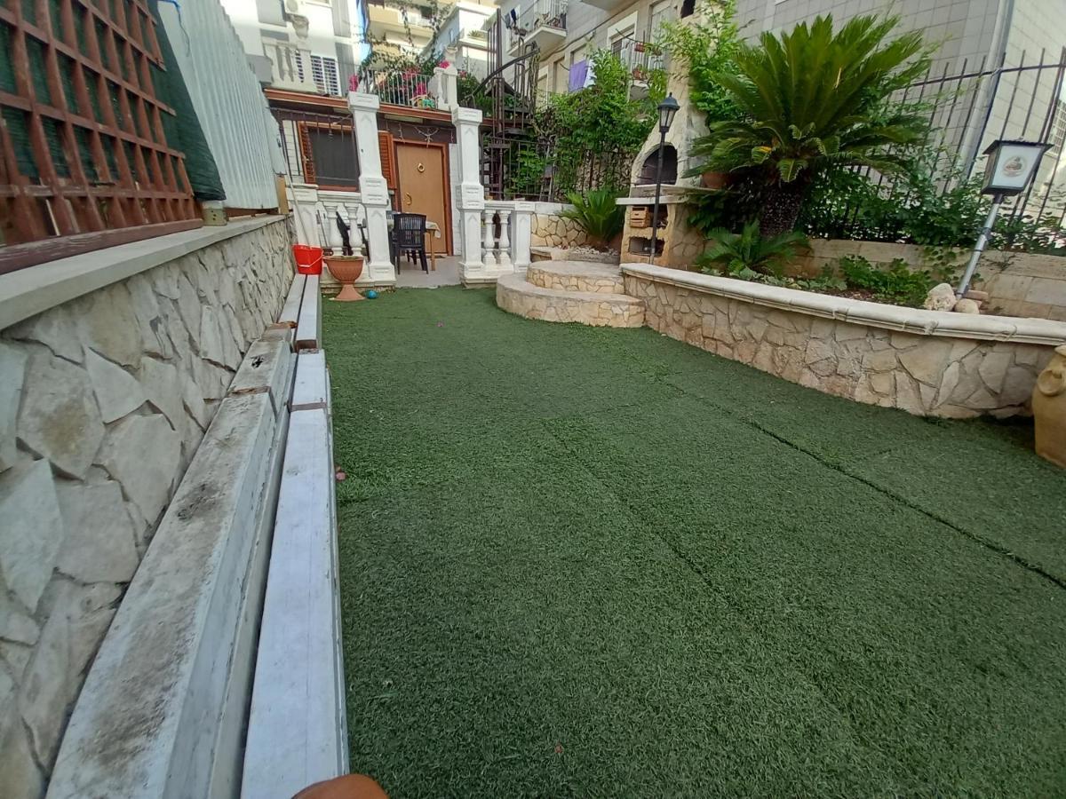Pharos Villa Bari Luaran gambar